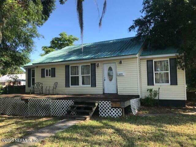 Property Photo:  2404 Crill Avenue  FL 32177 
