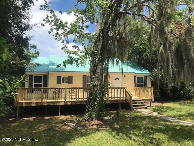 Property Photo: 2404 Crill Avenue FL 32177