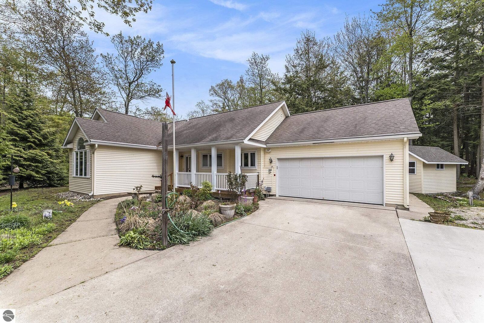 Property Photo:  6647 E Harbor Drive  MI 49629 