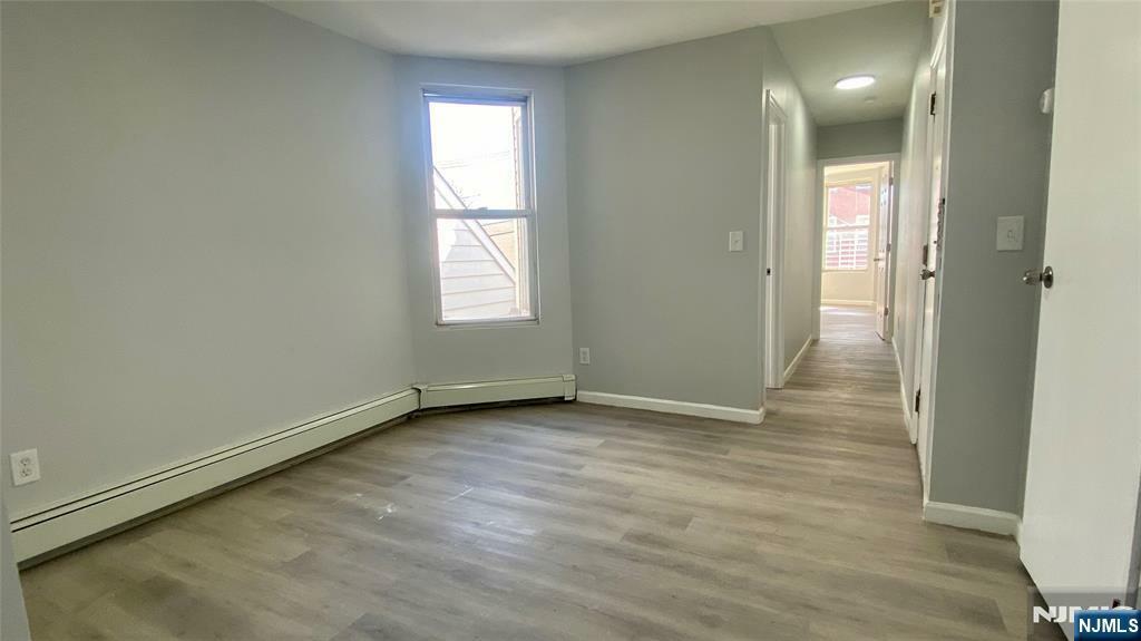 Property Photo:  41 Halstead Street 2  NJ 07032 