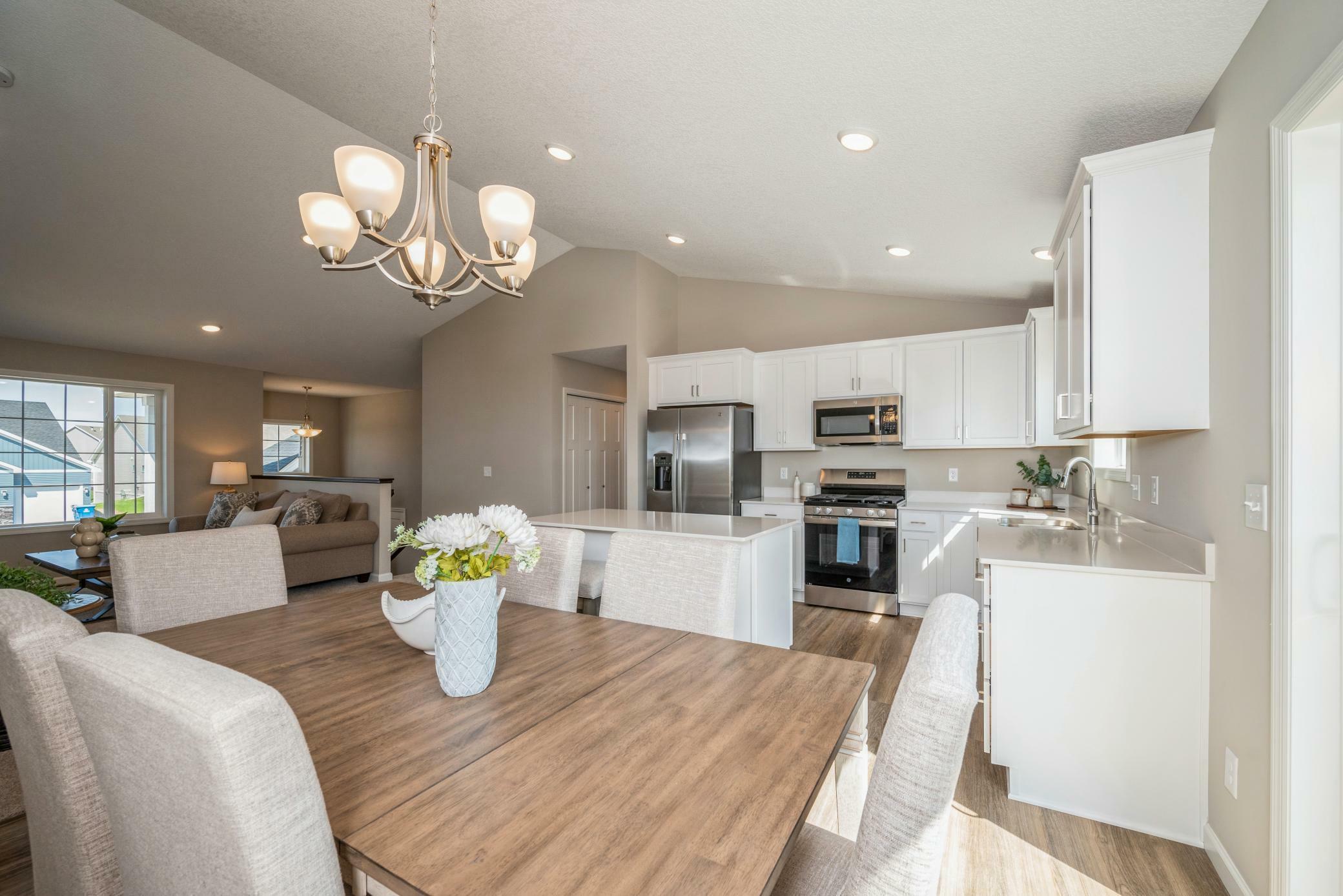 Property Photo: 676 Blackbird Circle W MN 55328
