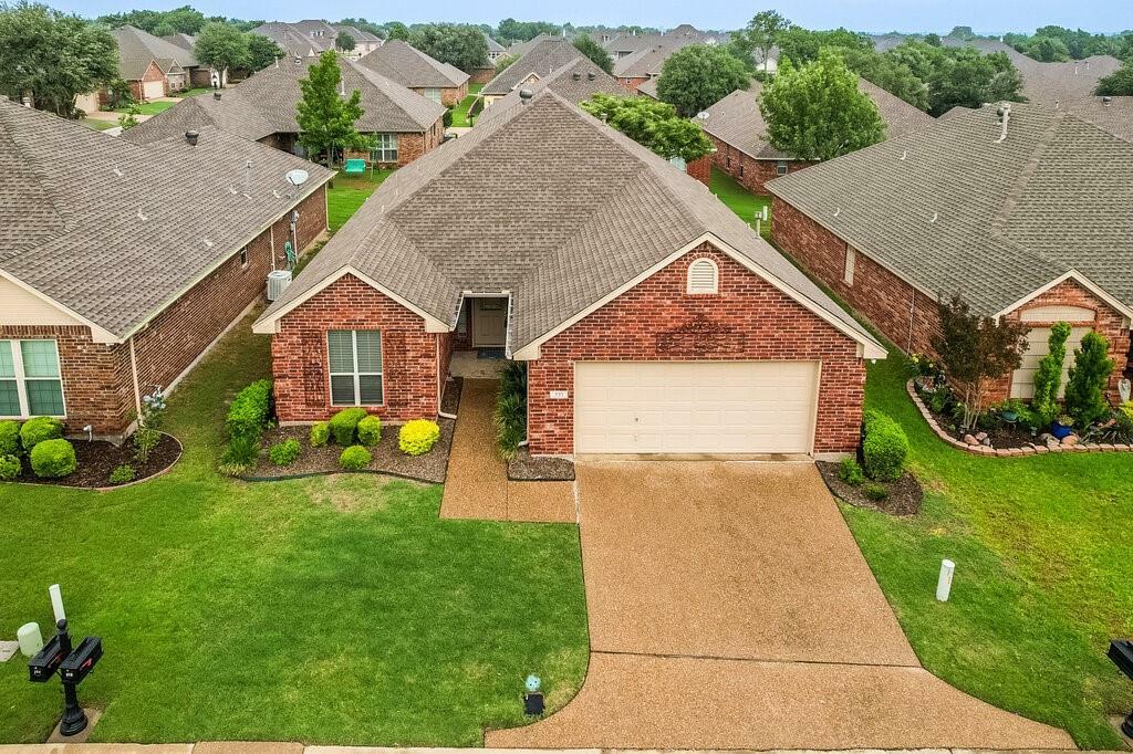 Property Photo: 131 Crestridge Drive TX 75104
