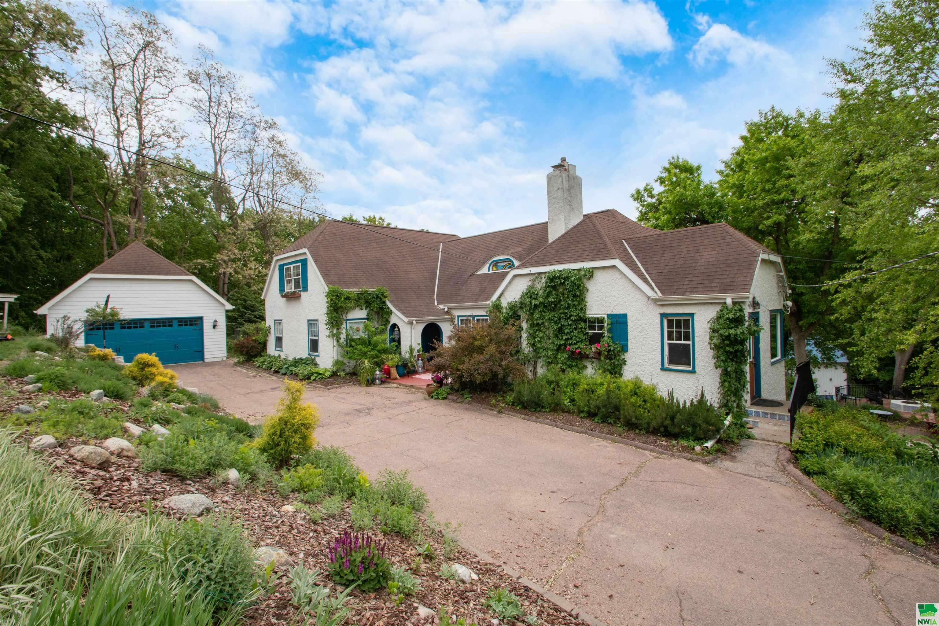 Property Photo: 2000 Plum Creek Road IA 51103