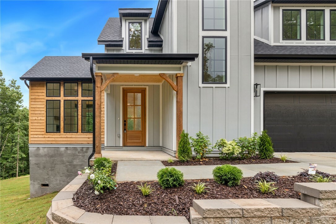 Property Photo: 10 Rushden Lane AR 72714