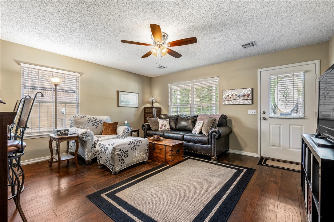 Property Photo: 14 Jordan Lane AR 72712