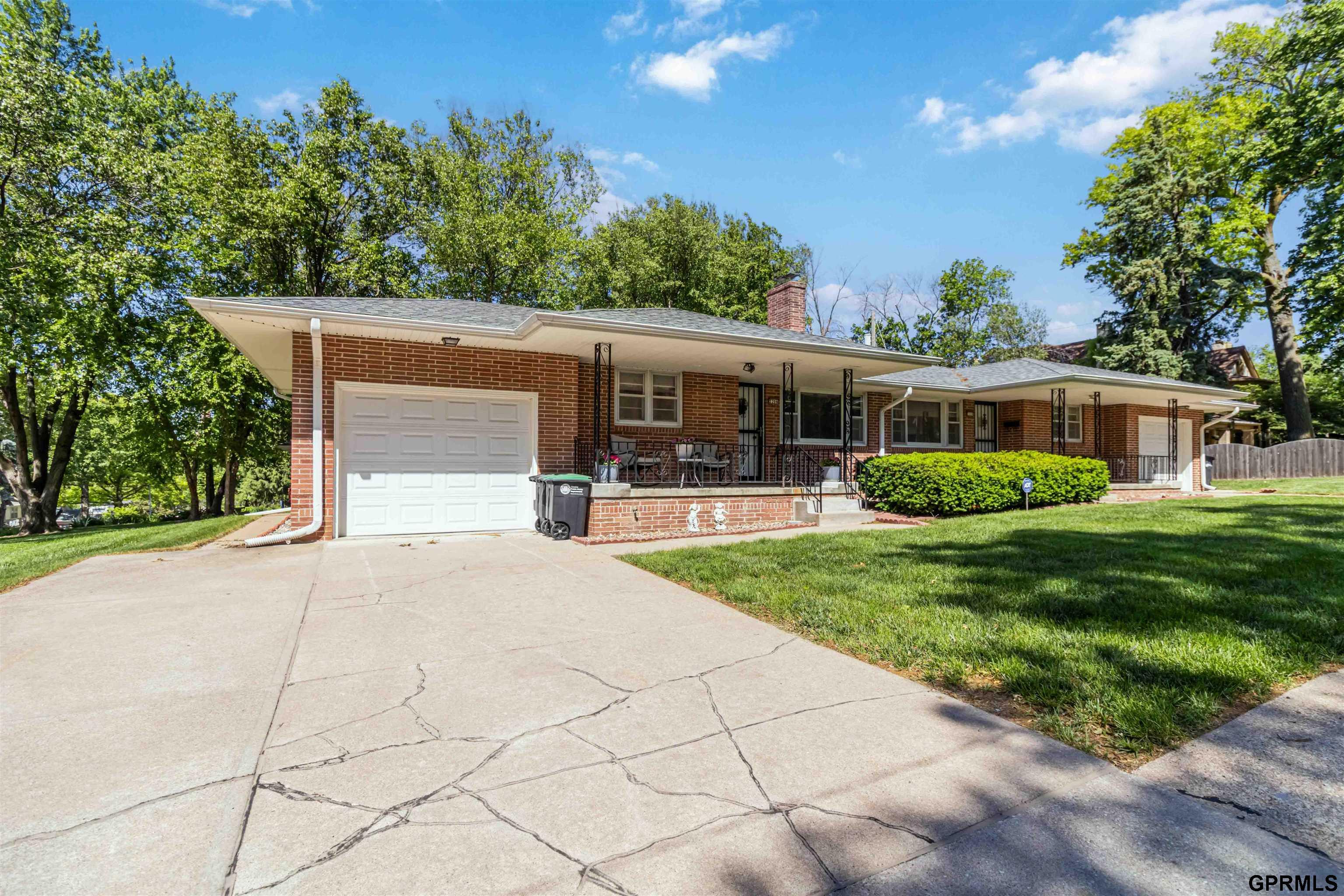 Property Photo: 2206 N 56th Street NE 68104