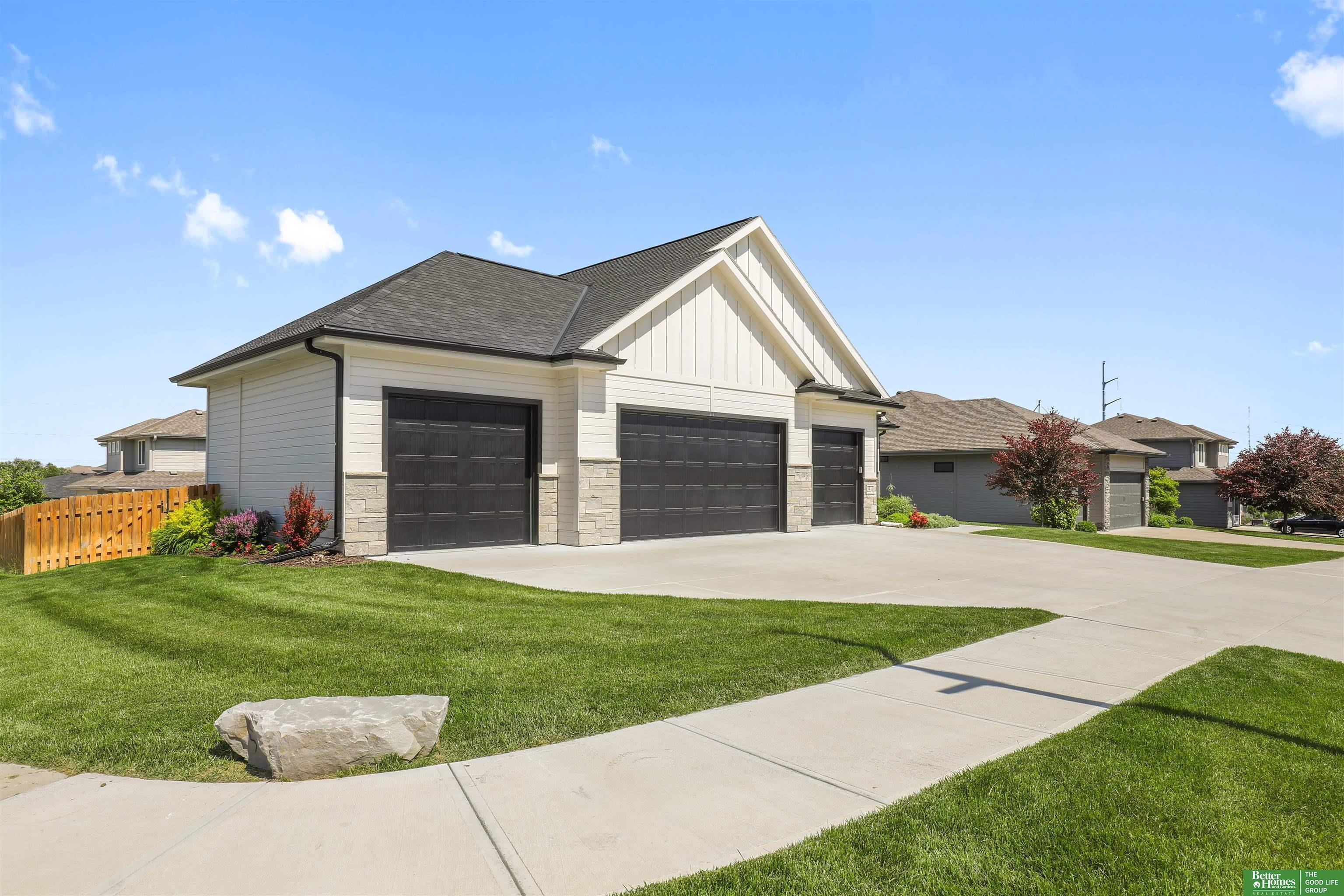 Property Photo: 2331 N 188th Street NE 68022