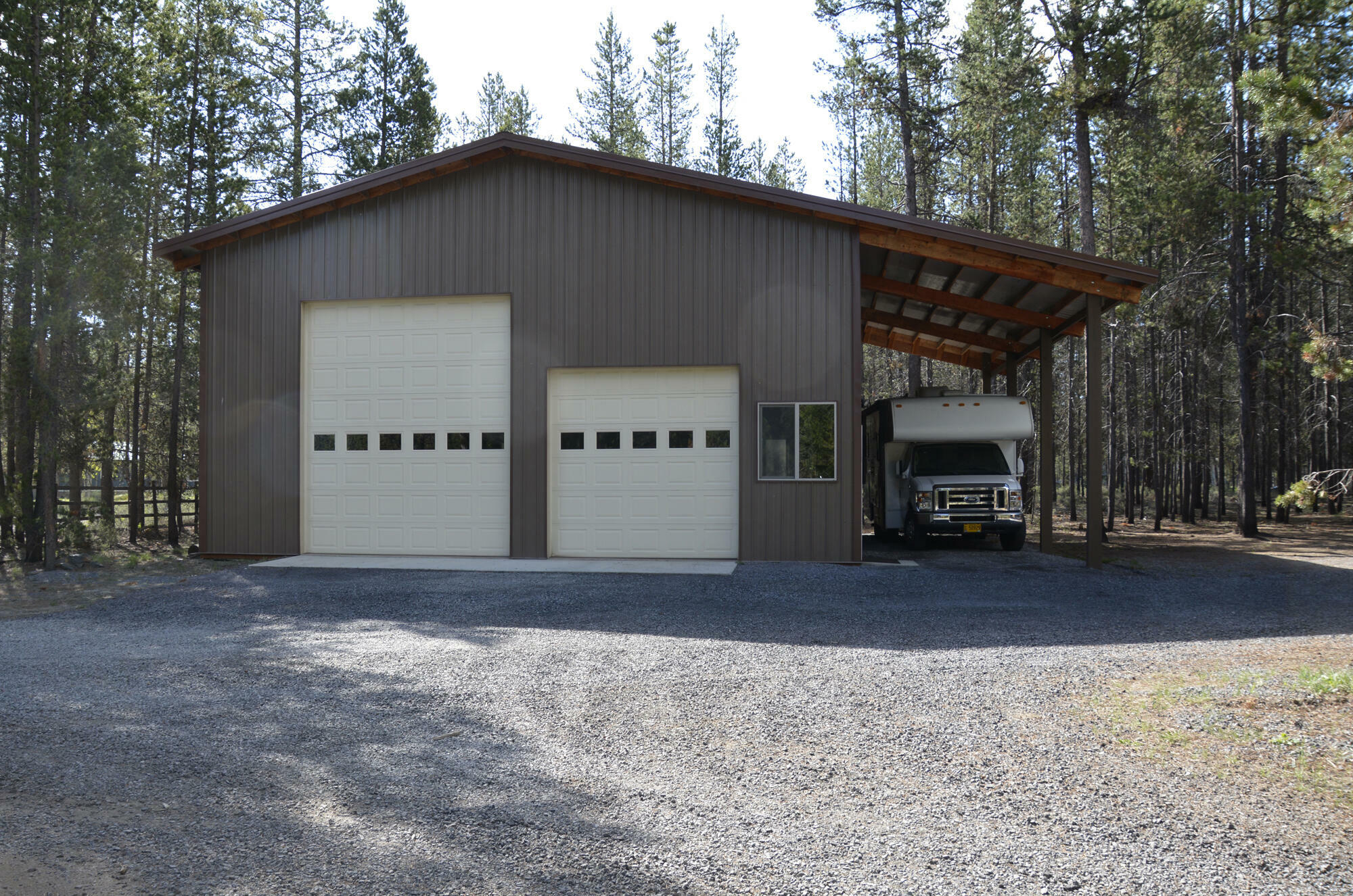 Property Photo: 52875 Rainbow Drive OR 97739