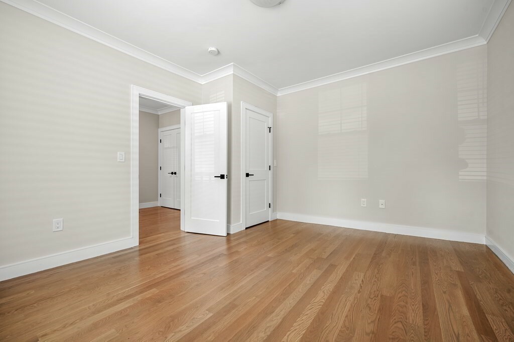 Property Photo: 44 Iffley Road 3 MA 02130