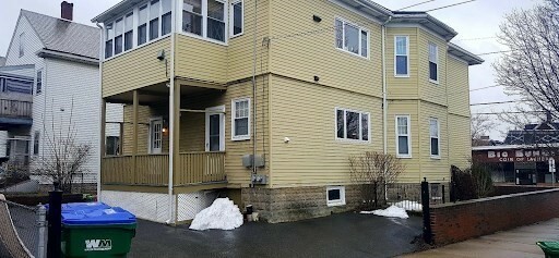 Property Photo:  562 Main  MA 02155 
