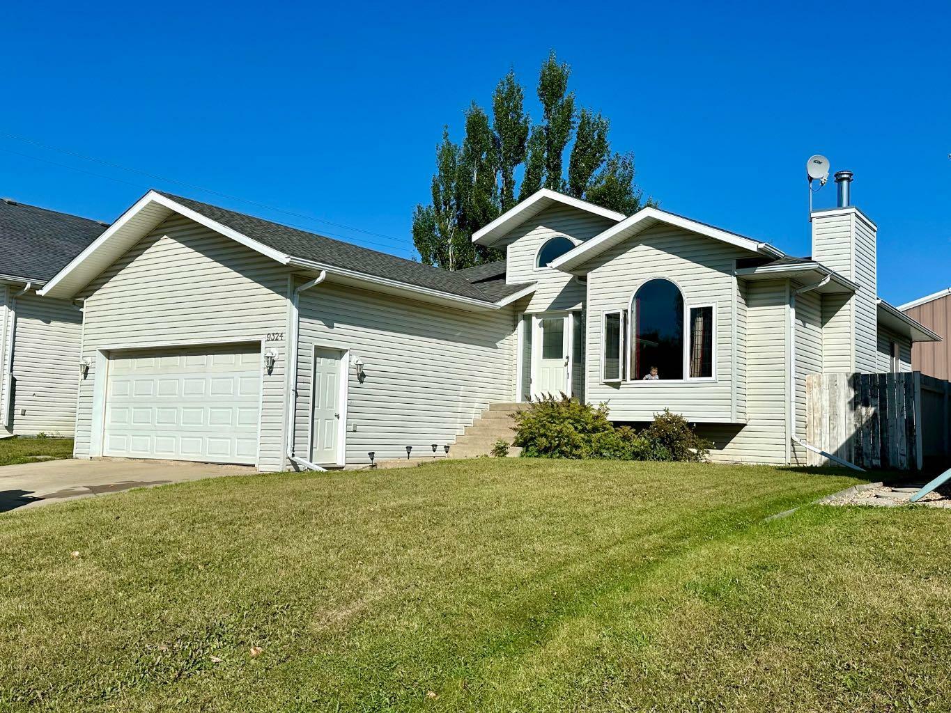 Property Photo: 9324 91 Avenue AB T0A 2C0