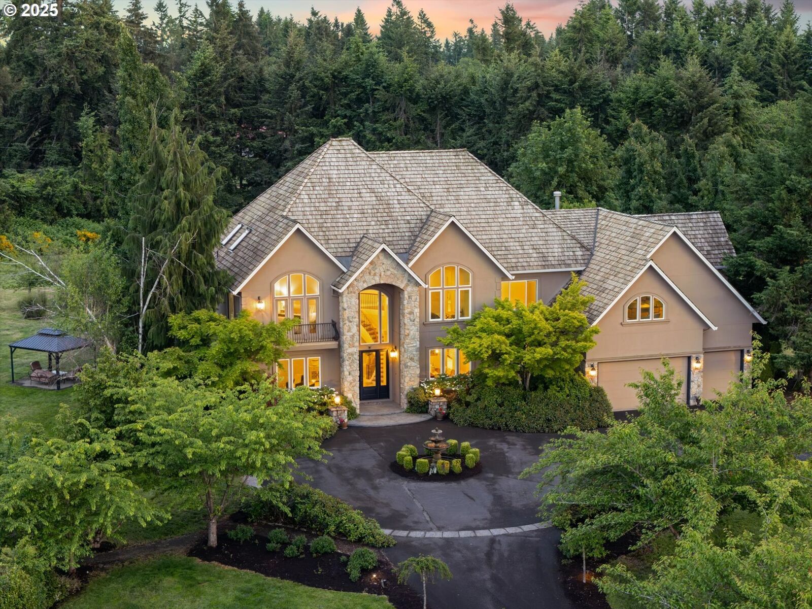 Property Photo:  23720 SW Stafford Hill Dr  OR 97068 