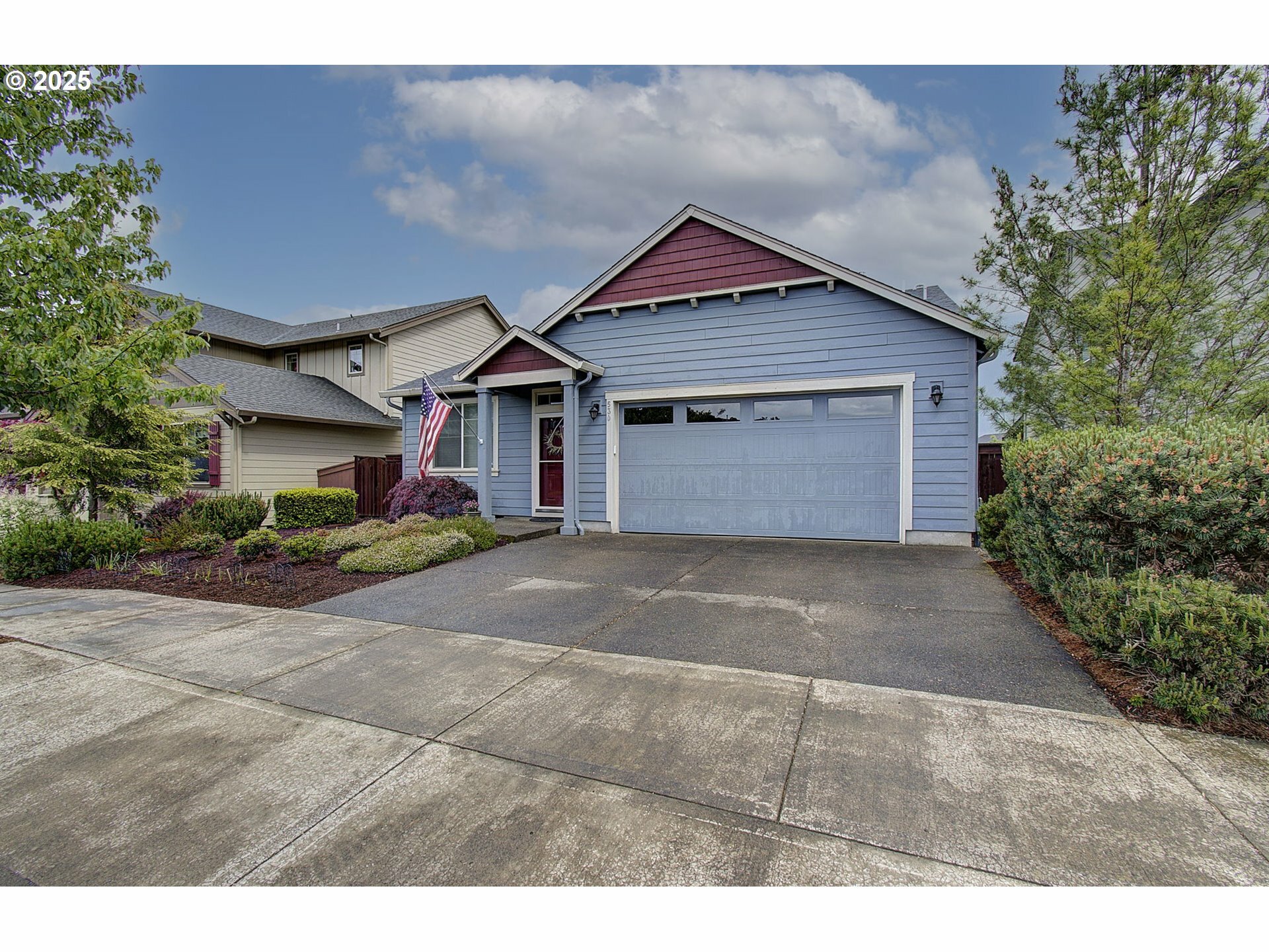 Property Photo:  530 N Helens View Dr  WA 98642 