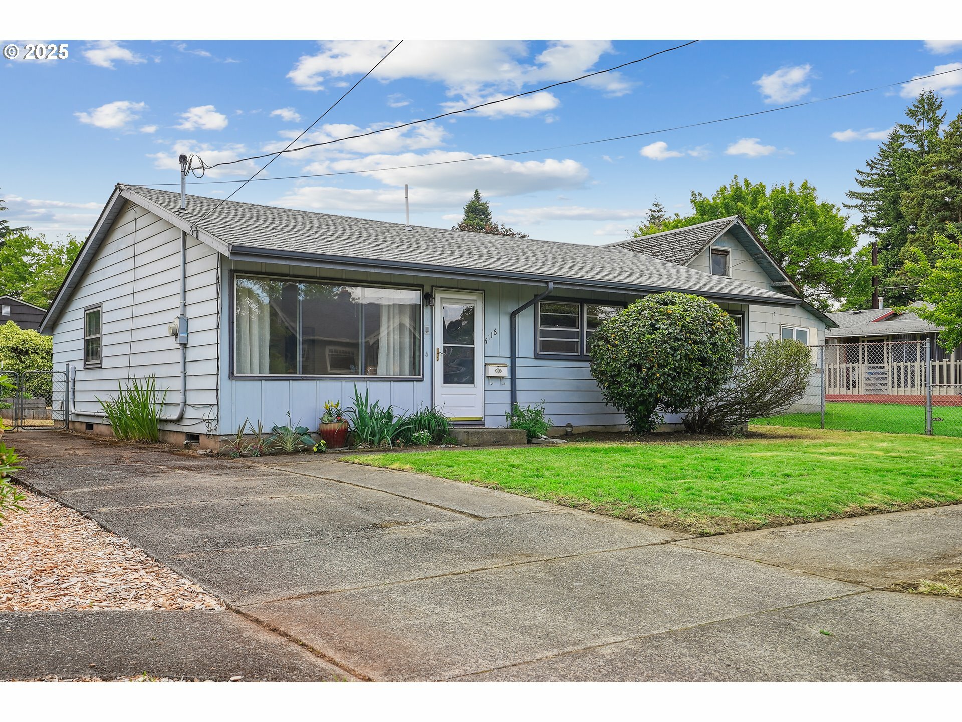 5116 N Trenton St  Portland OR 97203 photo