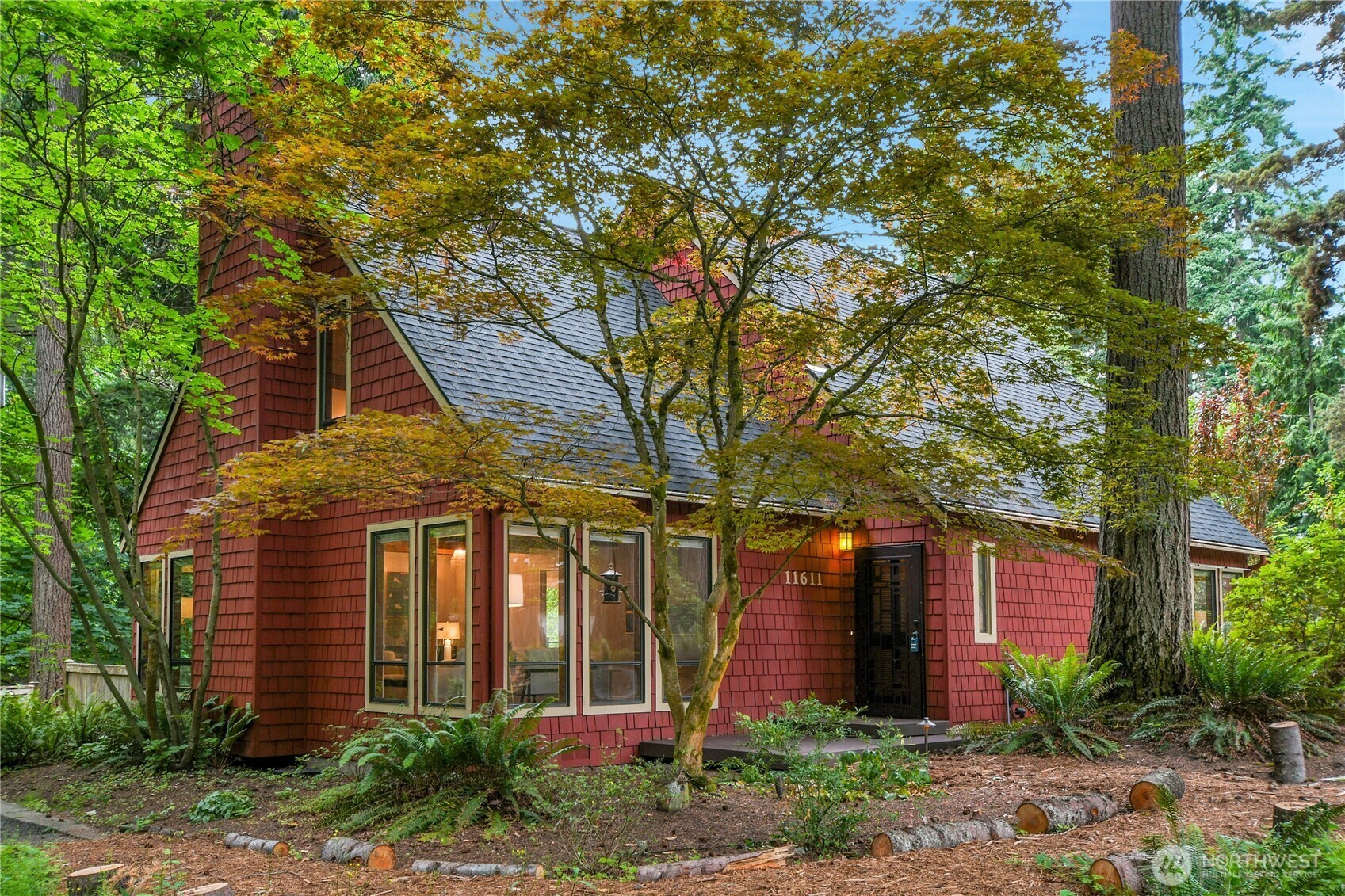 Property Photo: 11611 73rd Place NE WA 98034