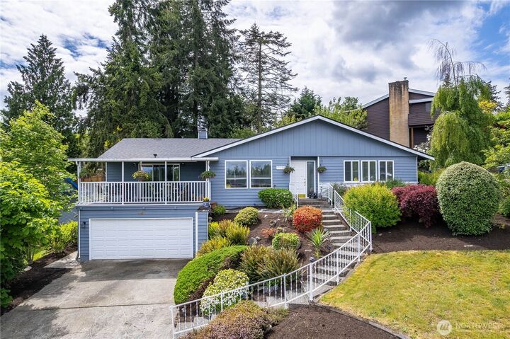 4025  Somerset Lane  Kent WA 98032 photo