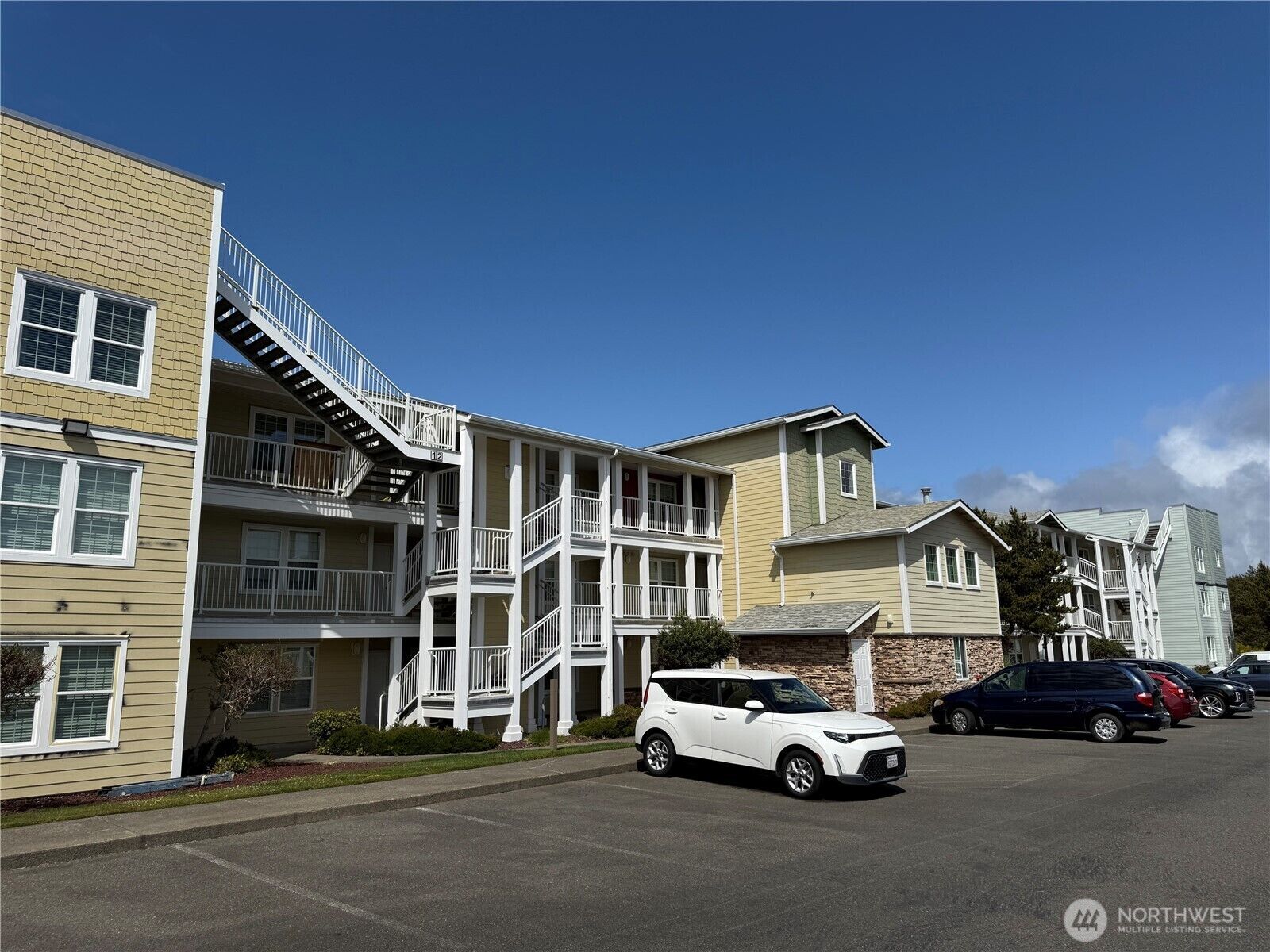 Property Photo:  1600 W Ocean Avenue 1236  WA 98595 