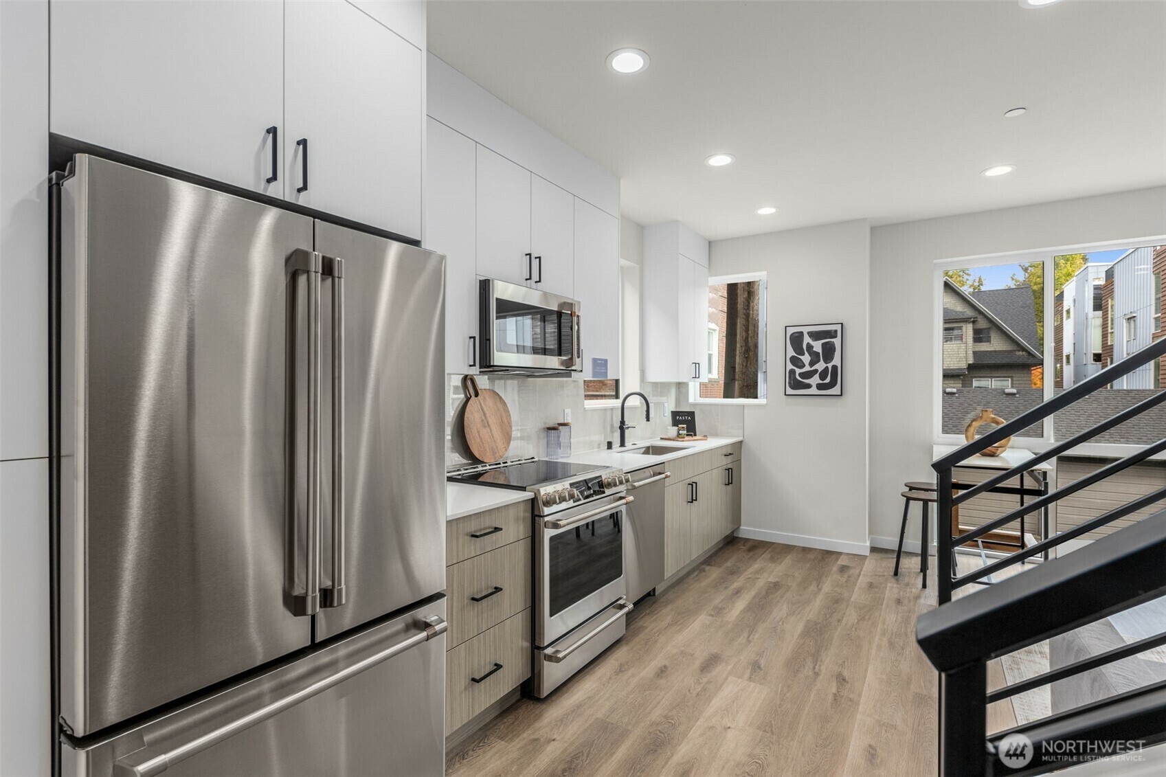 Property Photo: 1124 C 13th Avenue WA 98122