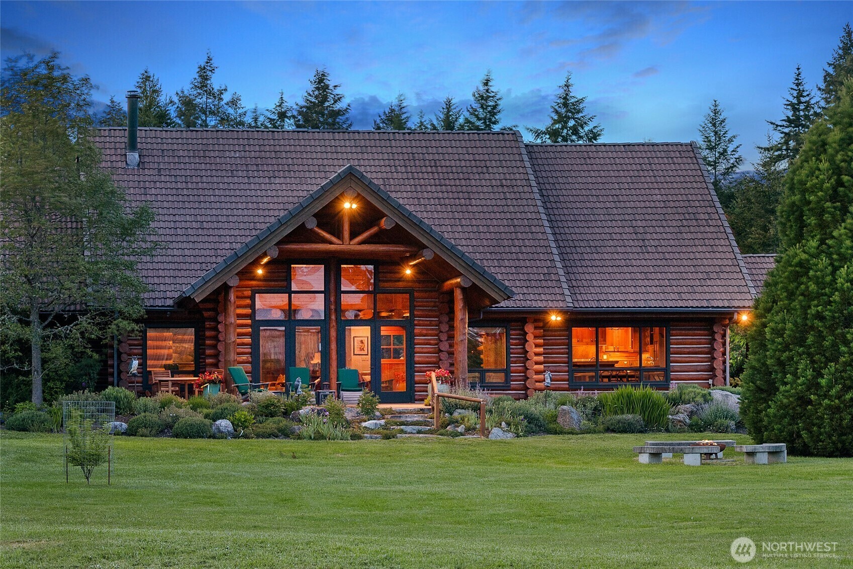 Property Photo: 3528 Beaverton Valley Road WA 98250