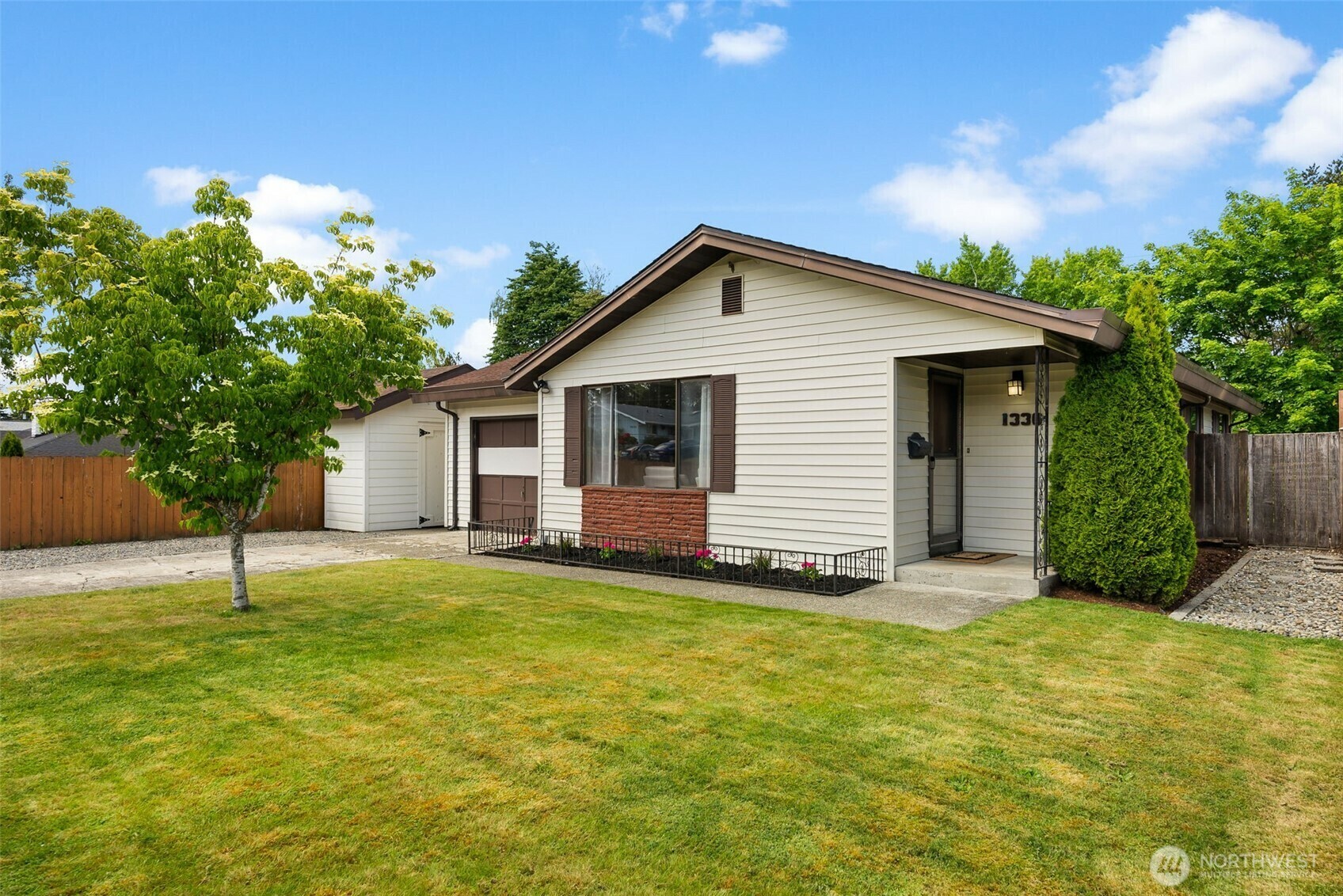 Property Photo: 1336 Woodlawn Street WA 98465