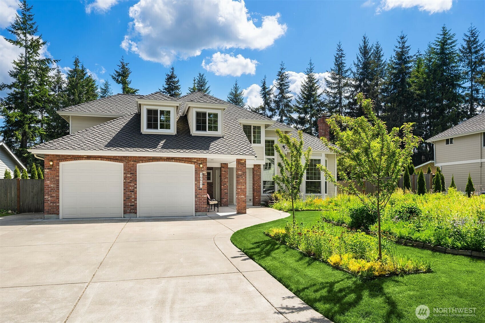 Property Photo:  16617 SE 46th Street  WA 98006 