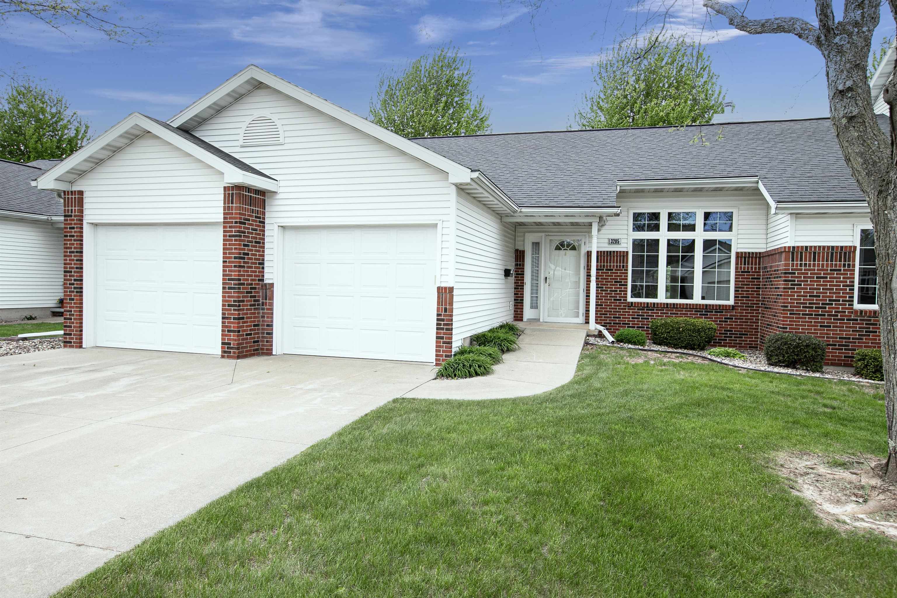 Property Photo: 3205 N Mistwood Lane WI 54914