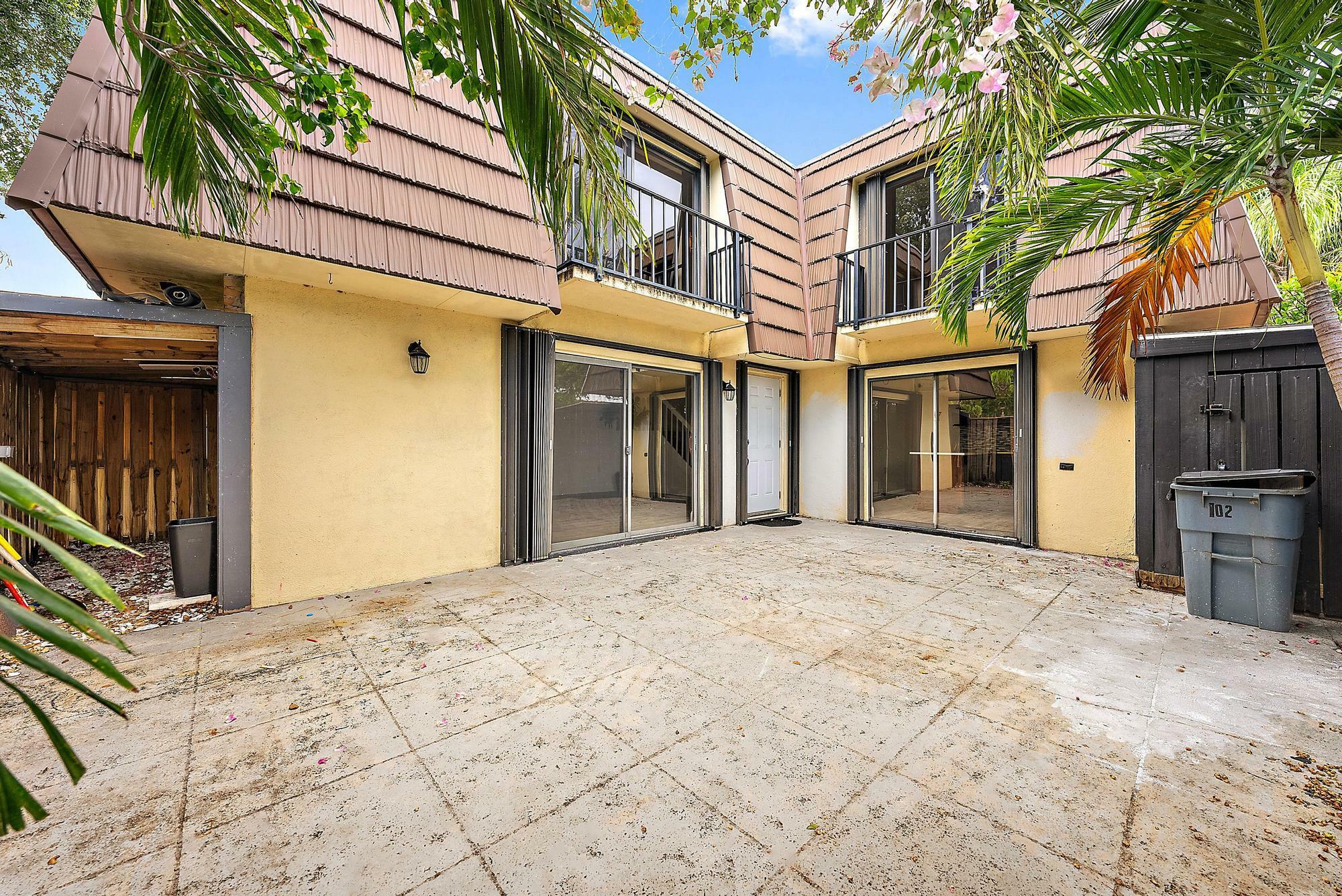 Property Photo: 1021 10th Court 1021 FL 33410