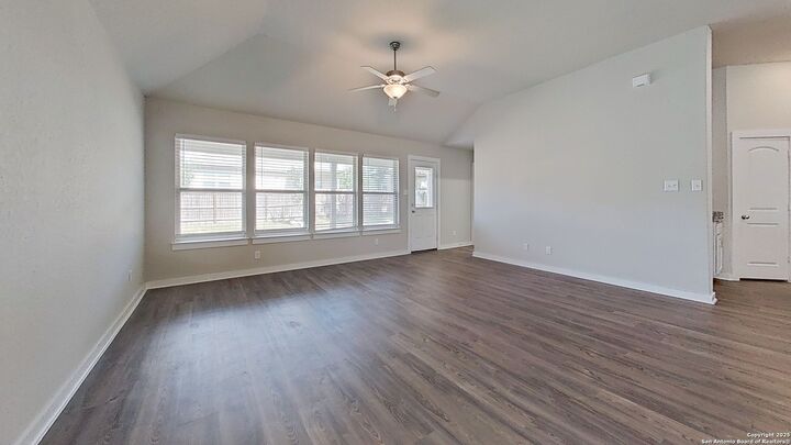 Property Photo:  1136 Amber Lake  TX 78155 