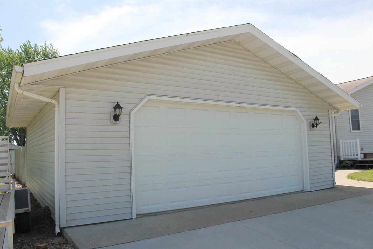 Property Photo:  805 Prairie Street  WI 53948 