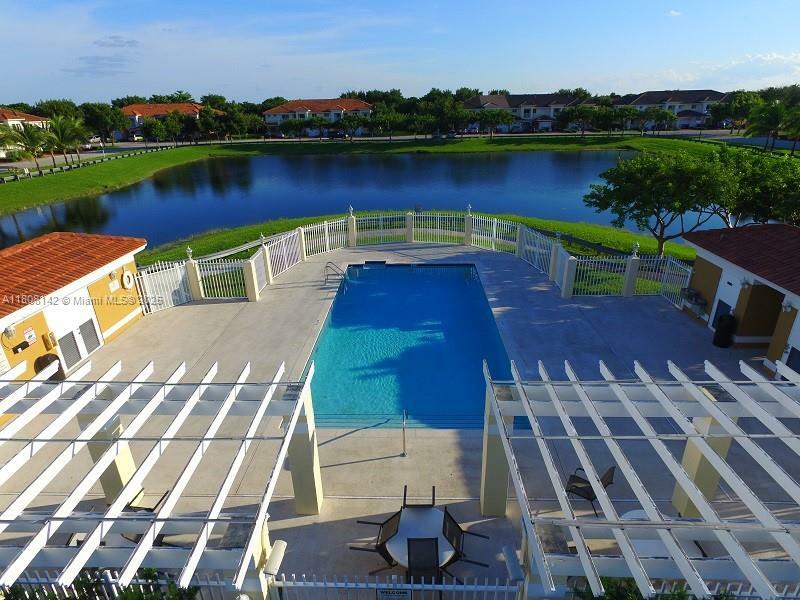 Property Photo: 16220 SW 57th Ln 16220 FL 33193