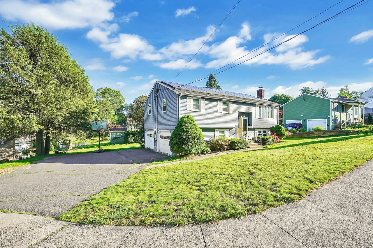 Property Photo: 278 High Street CT 06010