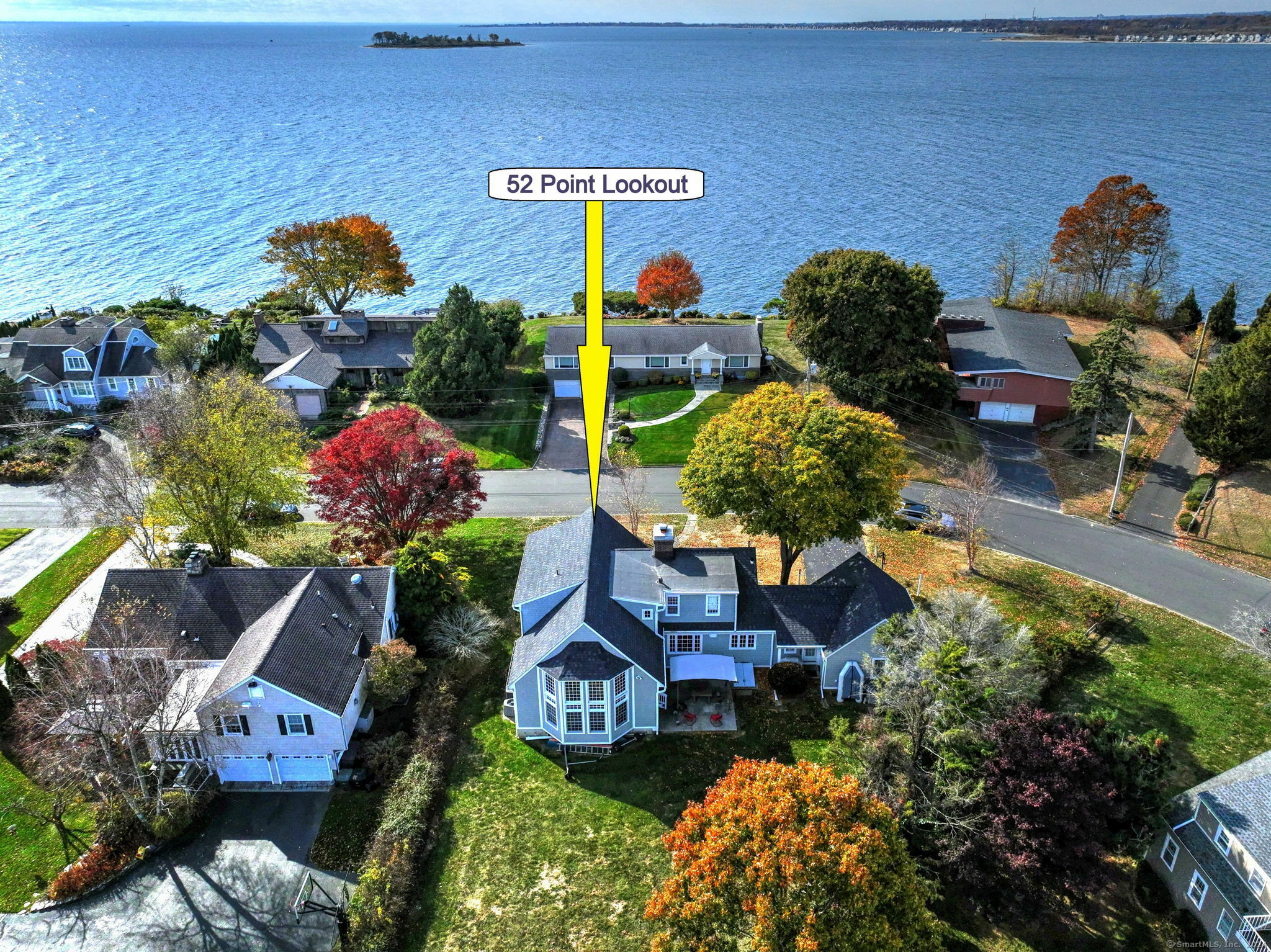 Property Photo: 52 Point Lookout CT 06460