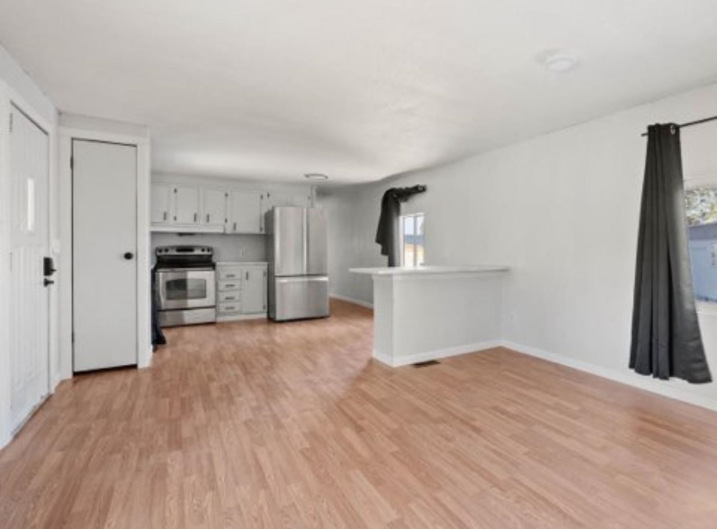 Property Photo: 4315 Cheatham Rd Trlr 30 WA 99224
