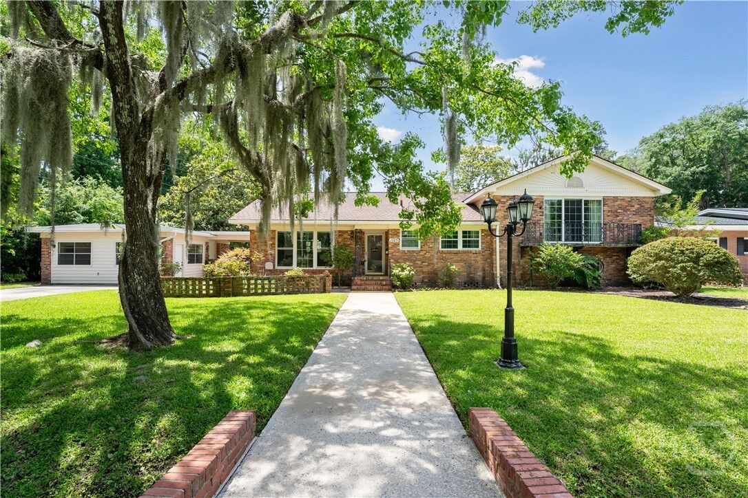 Property Photo:  1525 Whitney Road  GA 31406 