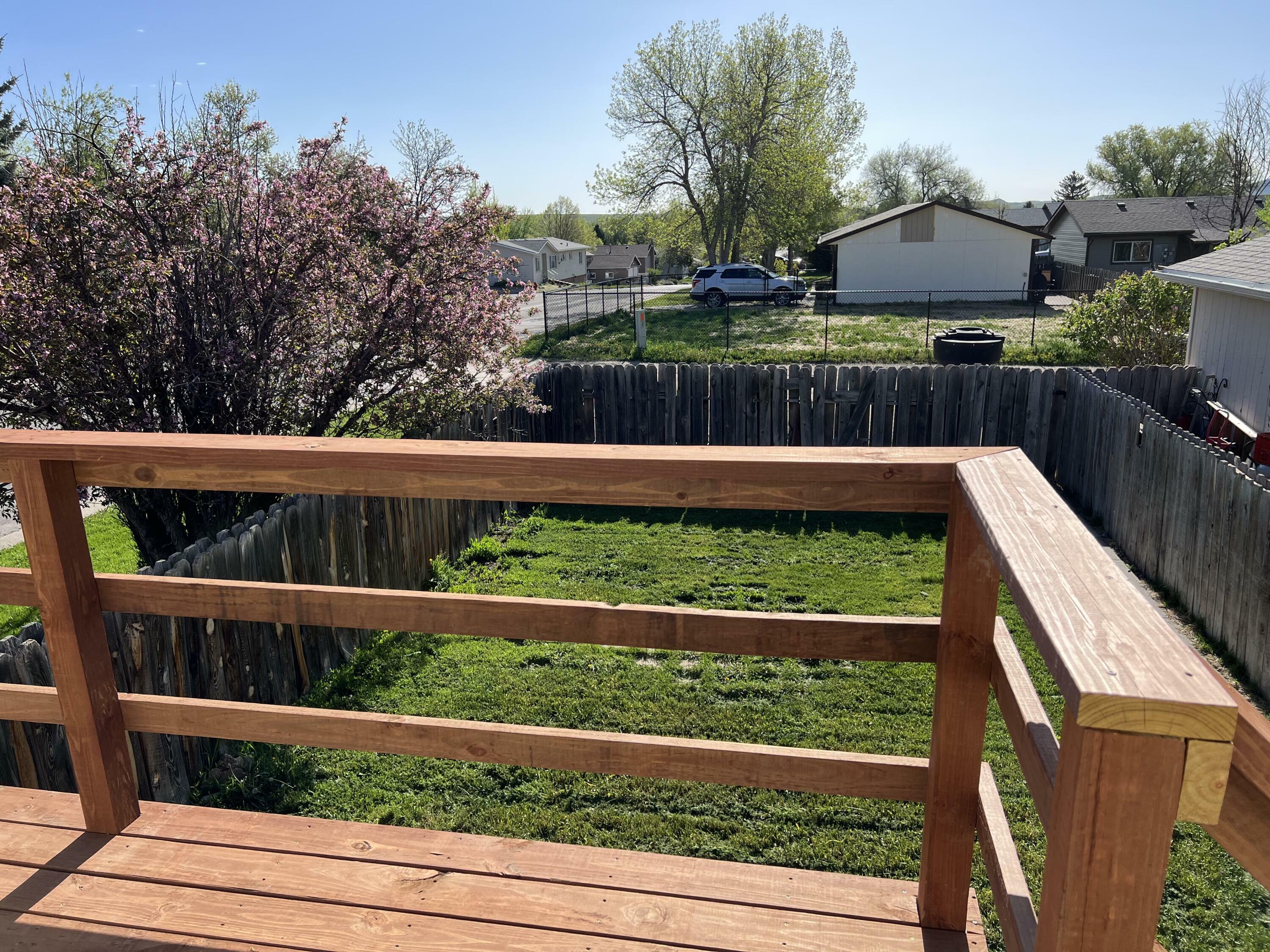 Property Photo: 1465 Highland Avenue WY 82801