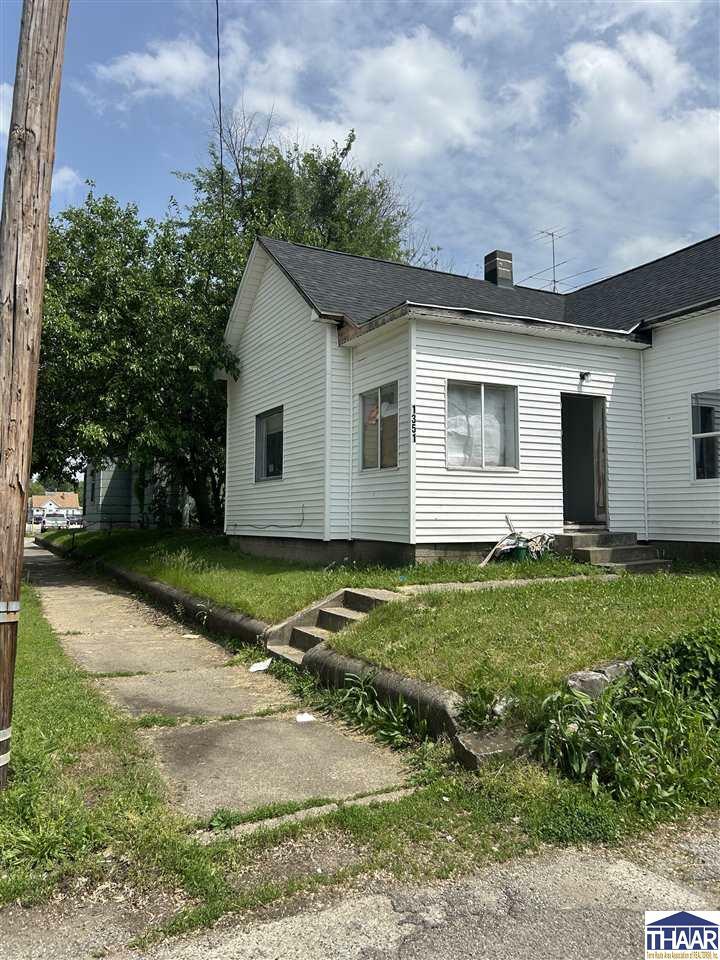 Property Photo: 1351 1st Avenue IN 47807