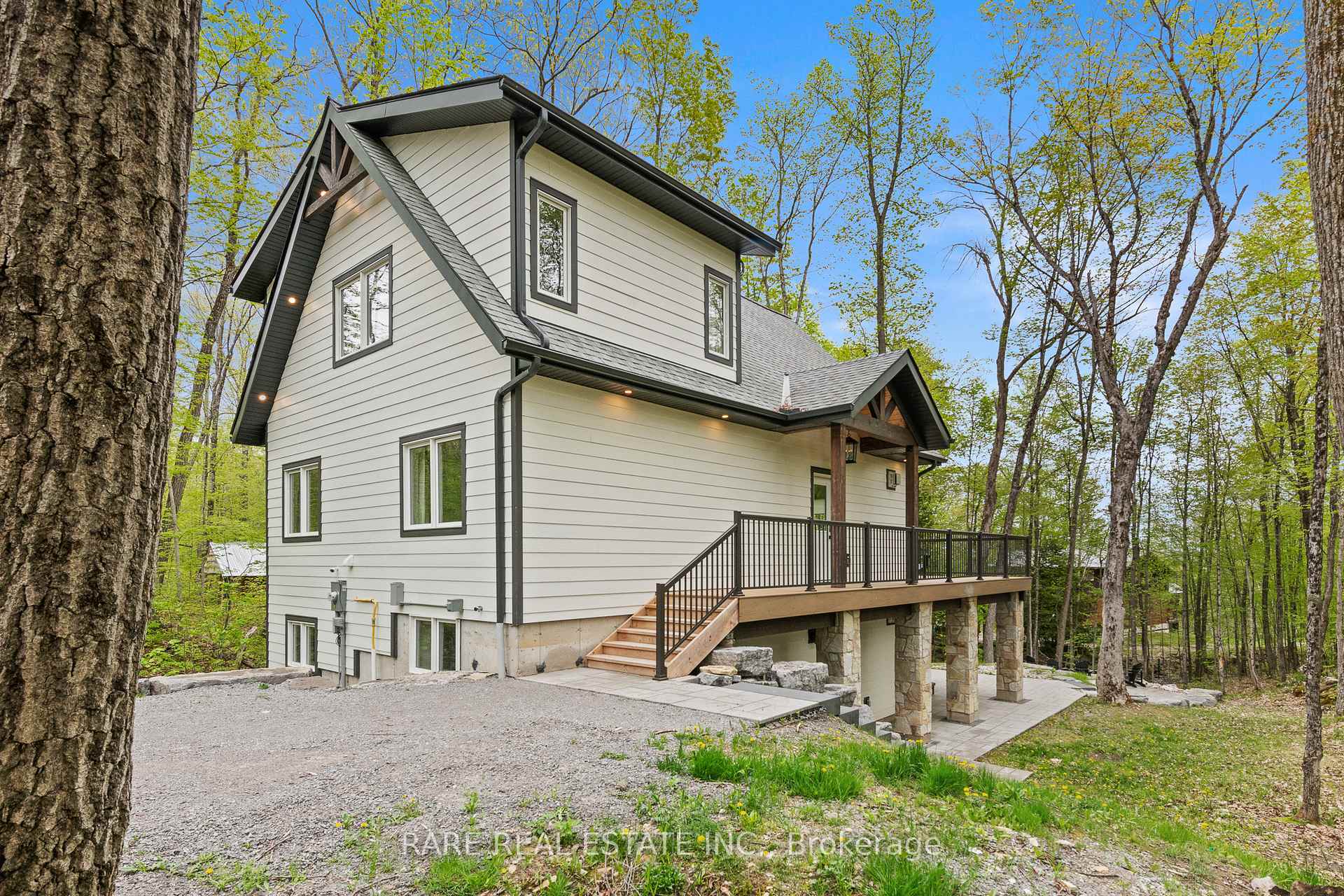 Property Photo: 68 Crestview Drive ON K0J 1H0