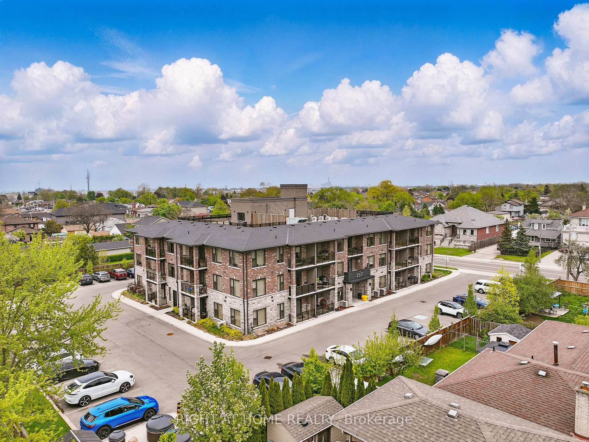 Property Photo: 257 Millen Road 305 ON L8E 2H1