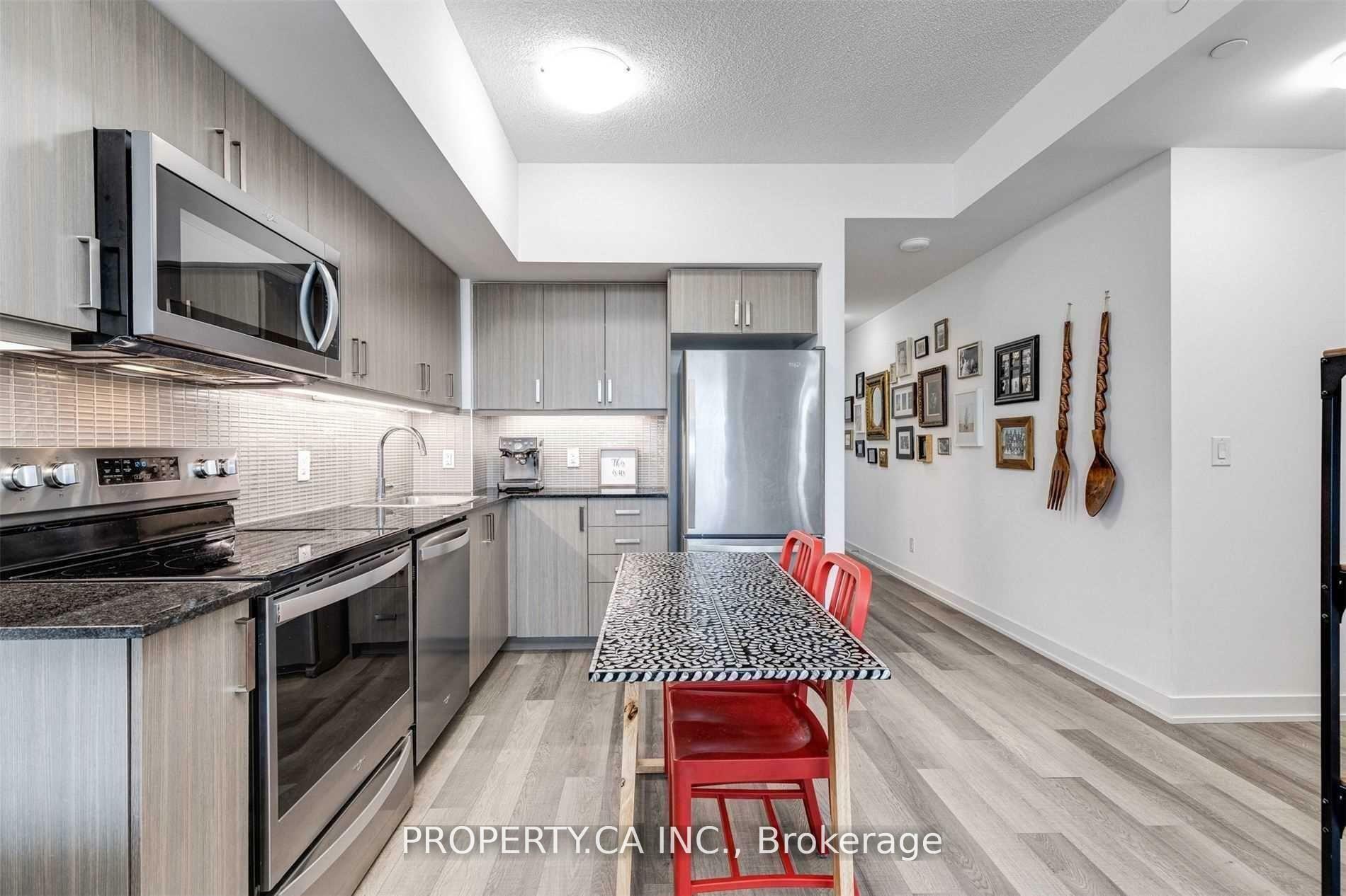 Property Photo: 1603 Eglinton Avenue W 1305 ON M6E 0A1