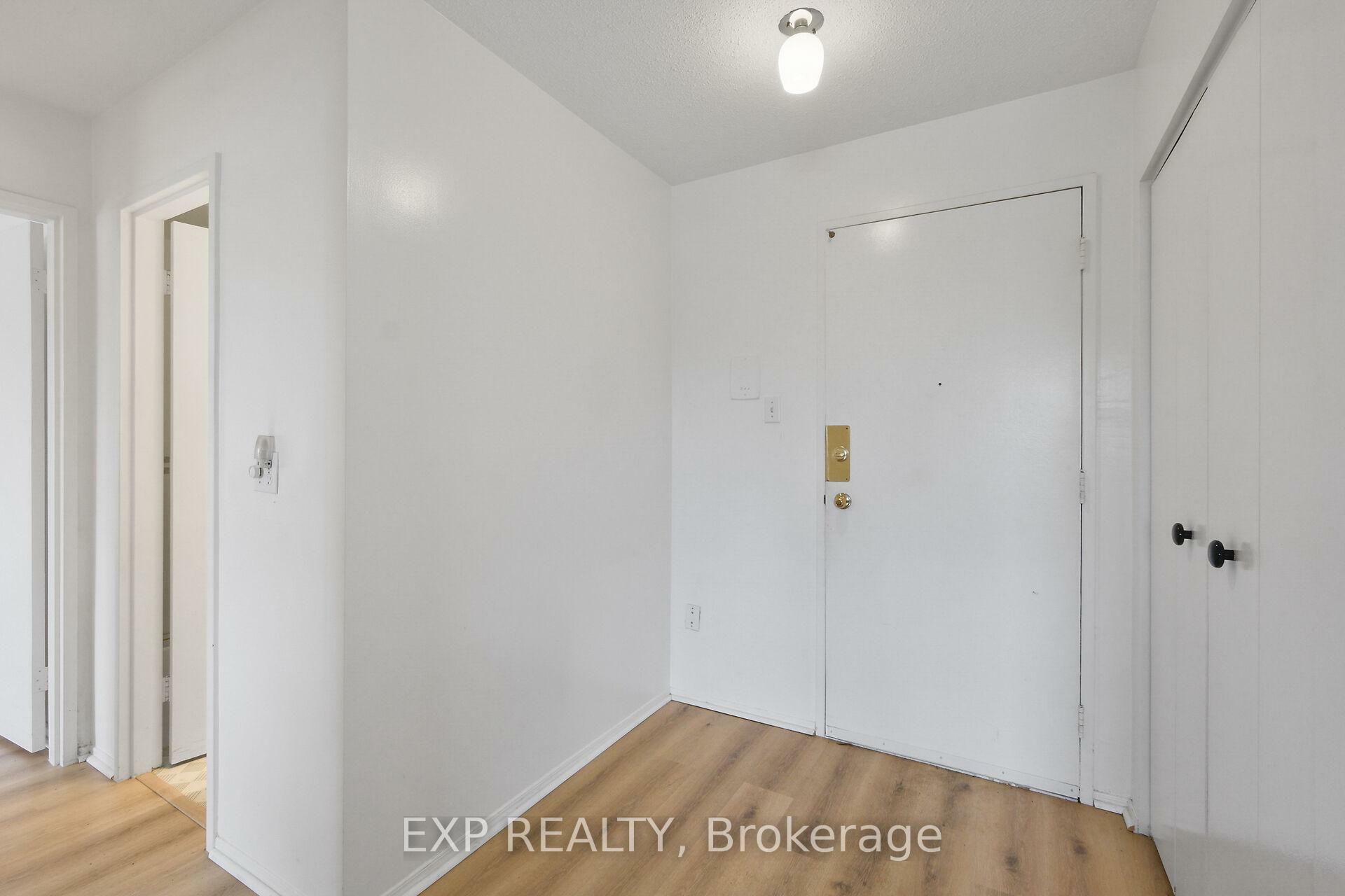 Property Photo: 2041 Arrowsmith Drive 305B ON K1J 7V7
