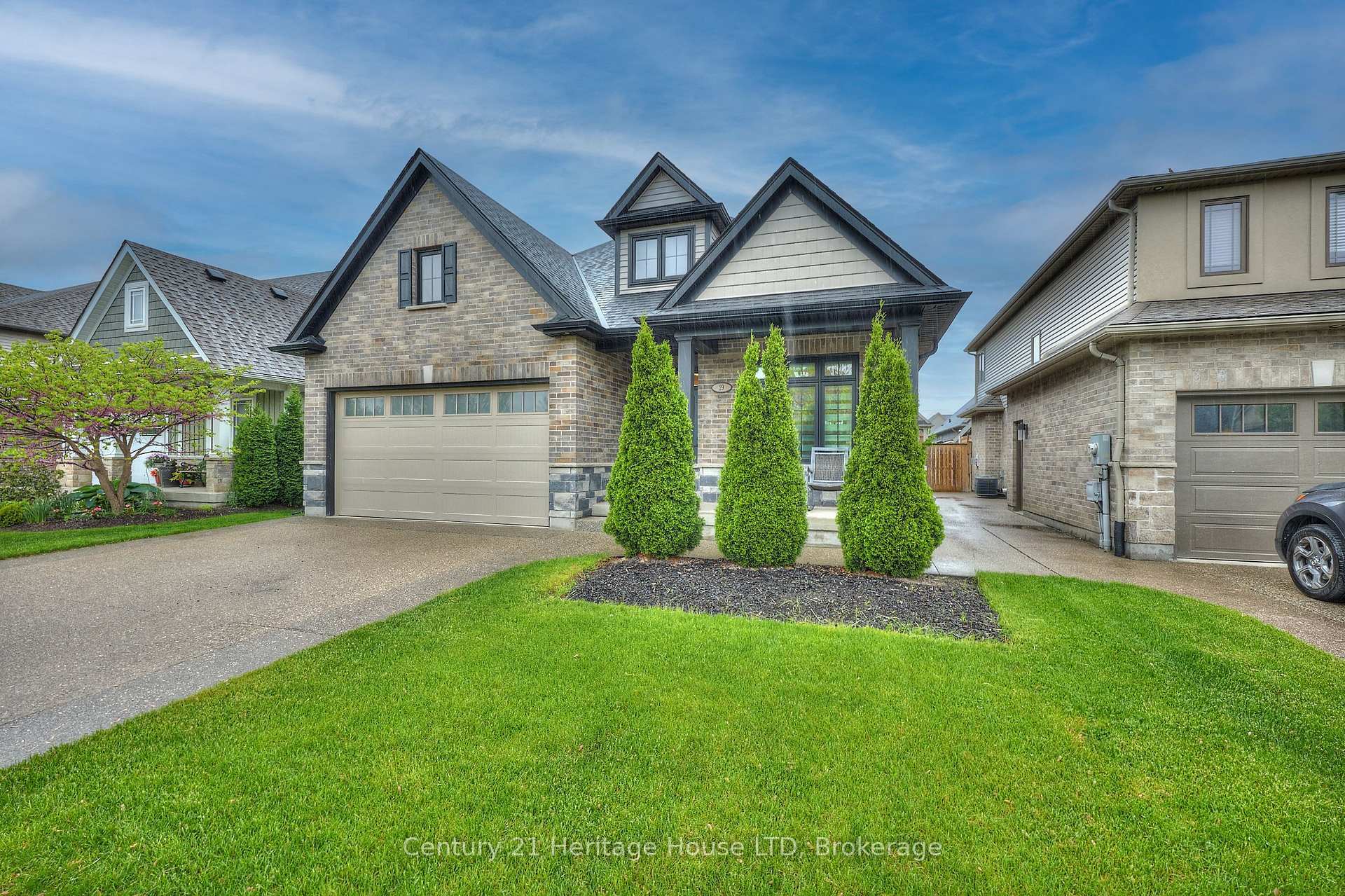 Property Photo: 29 McFarland Street ON L0S 1K0