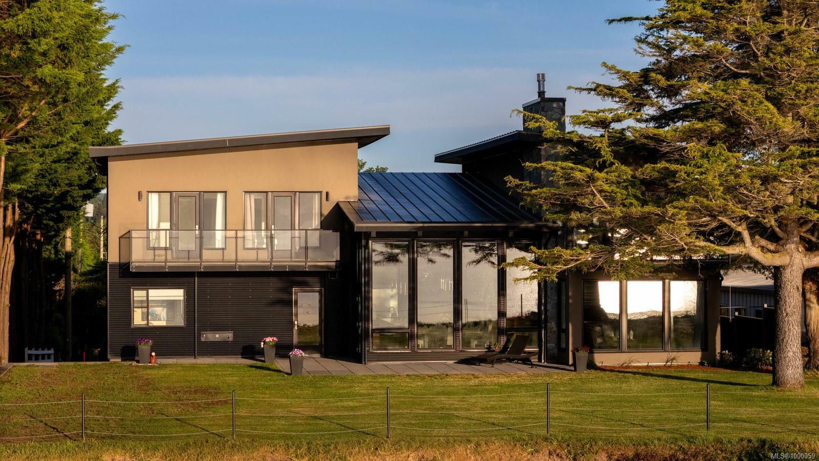 Property Photo:  3300 Livesay Rd  BC V8M 1W7 