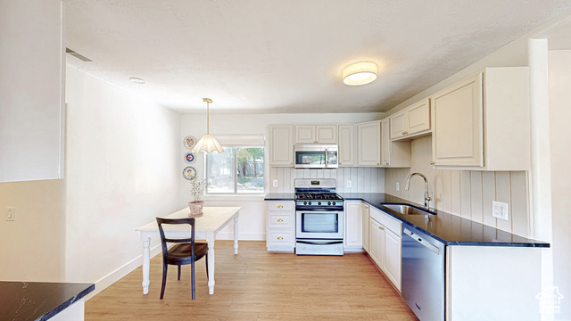 Property Photo: 38 W Grove Ave UT 84115