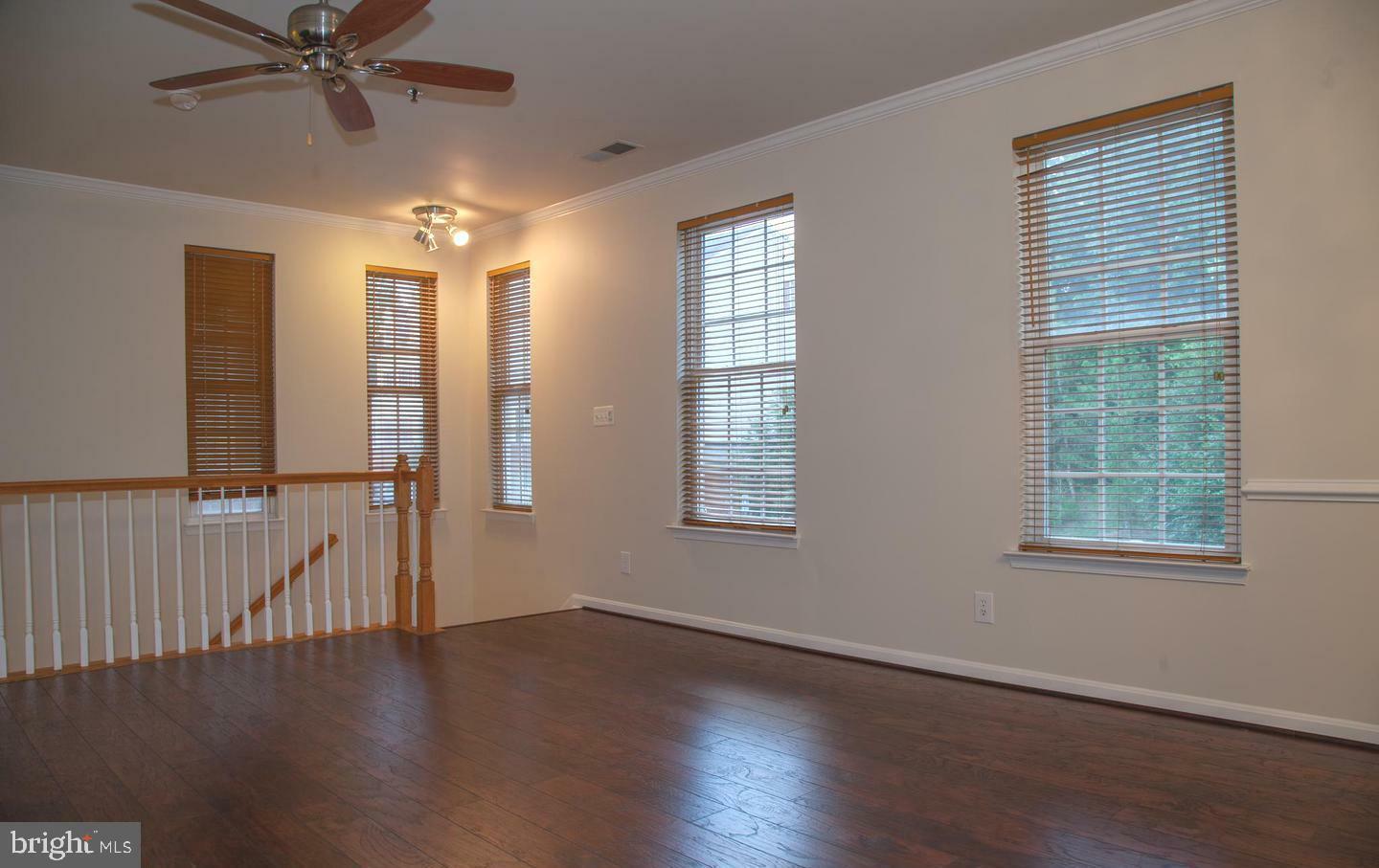 Property Photo: 8986 Harrover Place 86B VA 22079