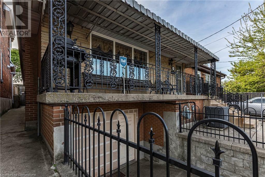 Property Photo: 283 Macnab Street North ON L8L 1K5