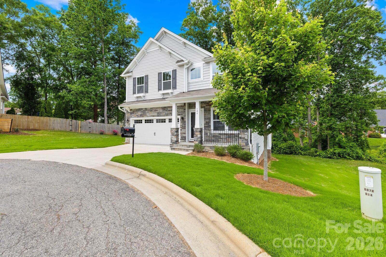 Property Photo:  106 Kirsche Court  NC 28115 