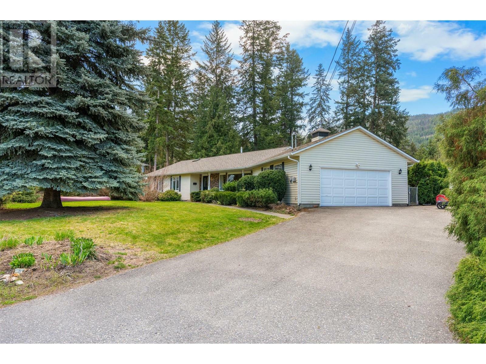 Property Photo:  3445 Sidney Crescent  BC V4Y 0S8 