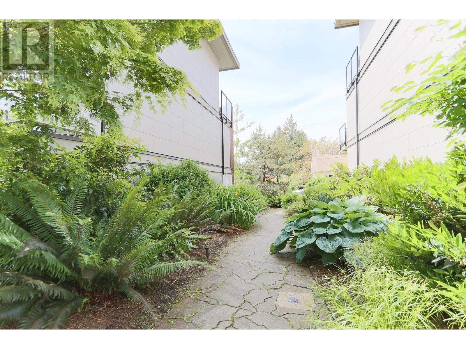 Property Photo: 2358 Western Avenue 15 BC V7M 2L3
