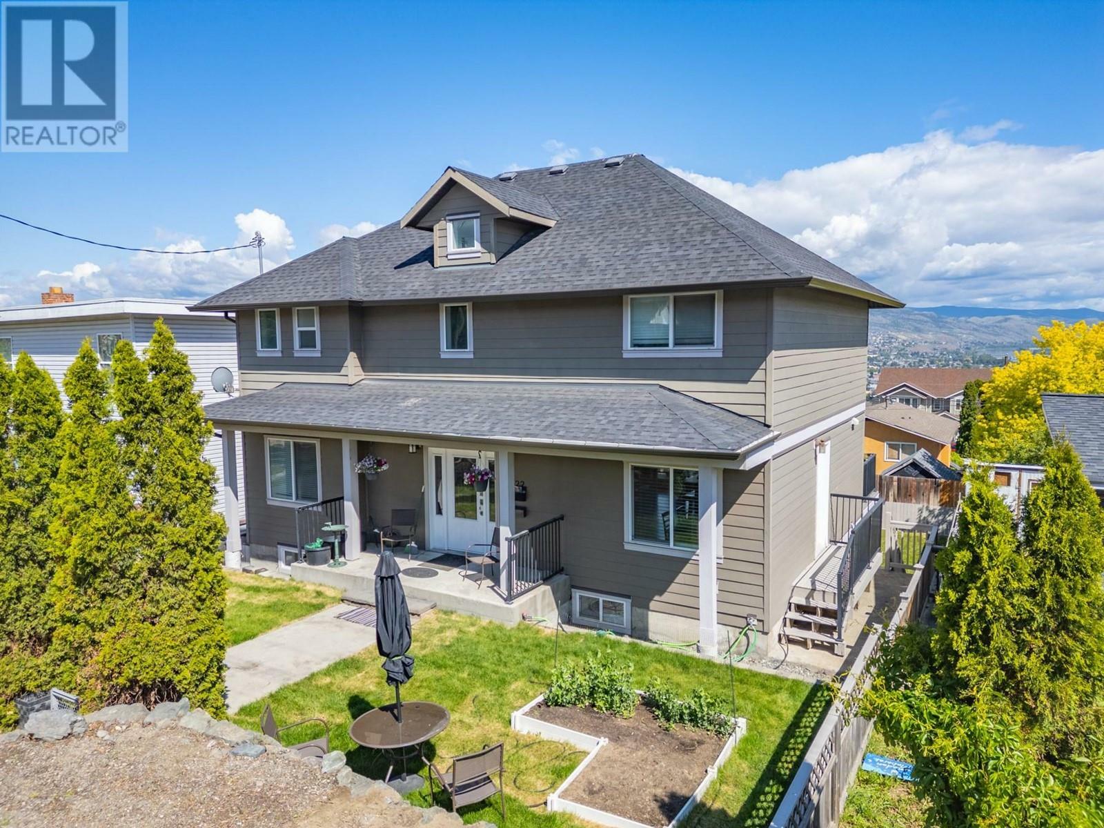 Property Photo: 622 Battle W Street BC V2C 1H5