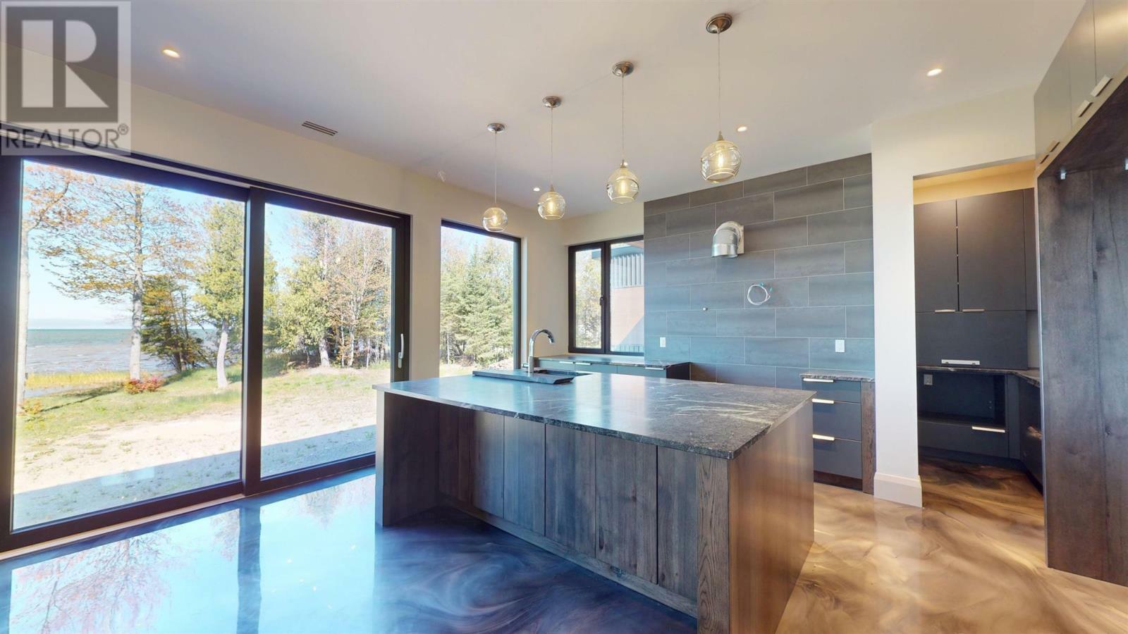 937 Sunnyside Beach Rd  Sault Ste. Marie ON P6A 6K4 photo